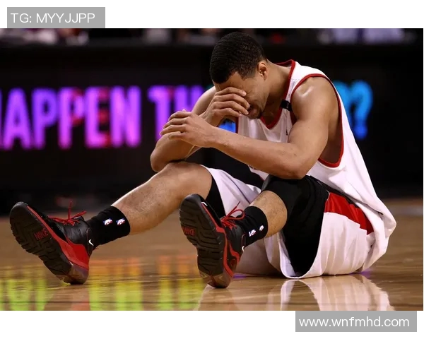 夏季联赛火箭对决骑士年轻球员展现潜力引发球迷热议